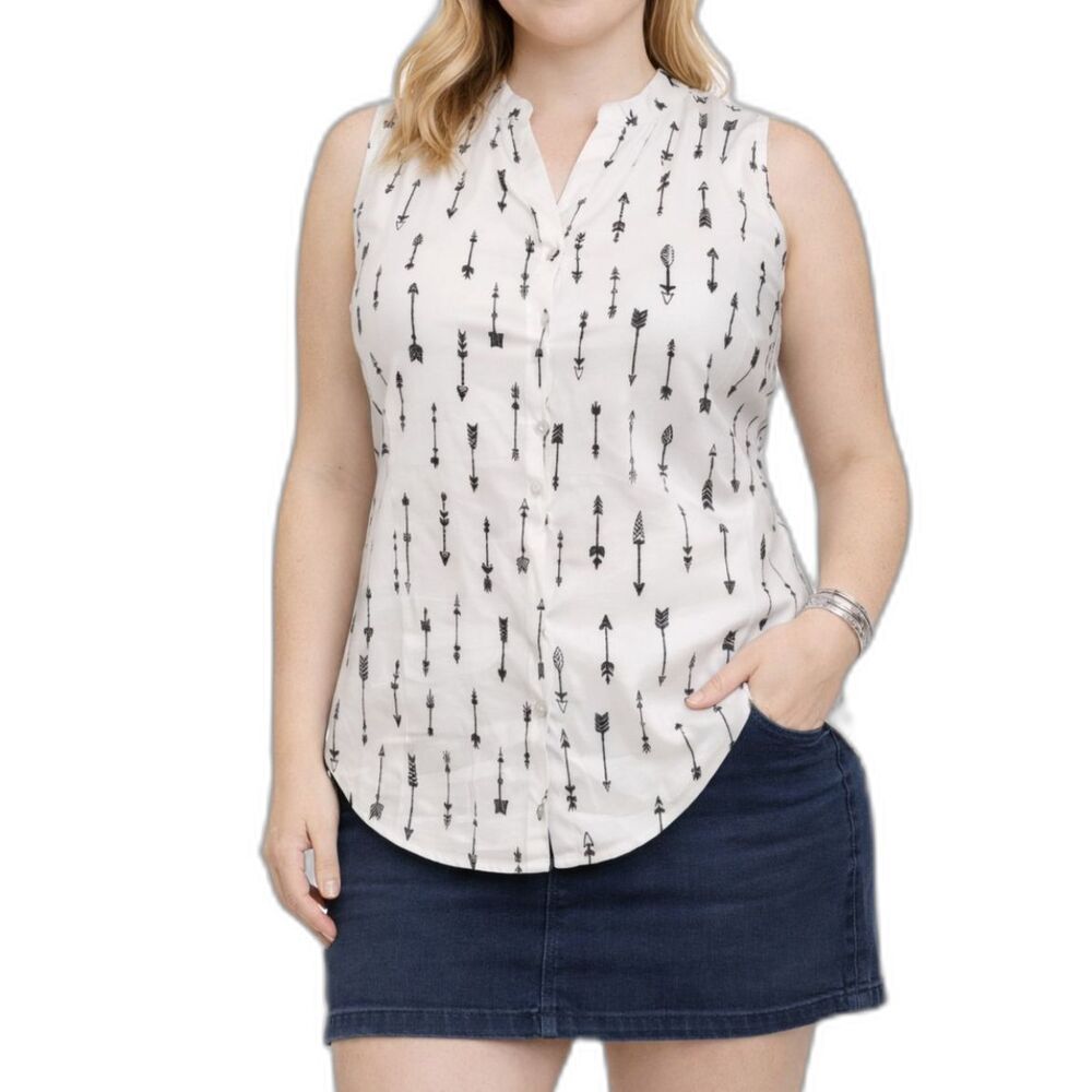 Eden & Olivia Sleeveless Arrow Print Blouse in White | Size XL
